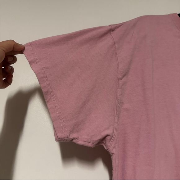 Advisory Board Crystals Men's Pocket T-Shirt in Pink Size XL - Picture 6 of 12
